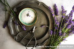 Top view of summer table setting with lavender flowers with salt 0v3jv7