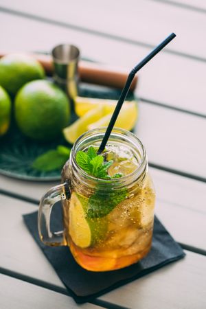 Mojito in mason jar
