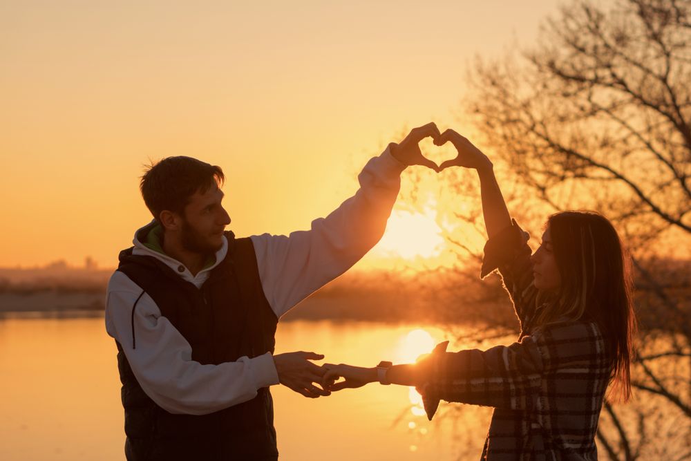 Couple sunset dance