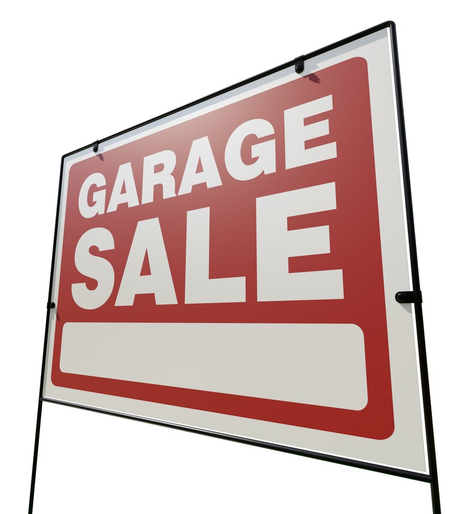 Left Facing Garage Sale Yard Sign