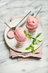 Healthy low calorie summer dessert