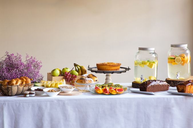 Beautiful table setting with tasty dishes