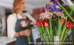 Focus on fresh flowers at florist shop 4798A0