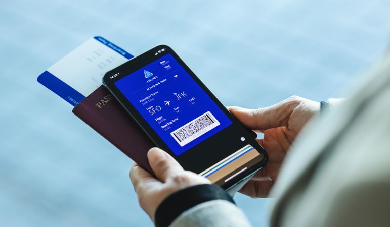 Passenger using digital boarding pass for air travel