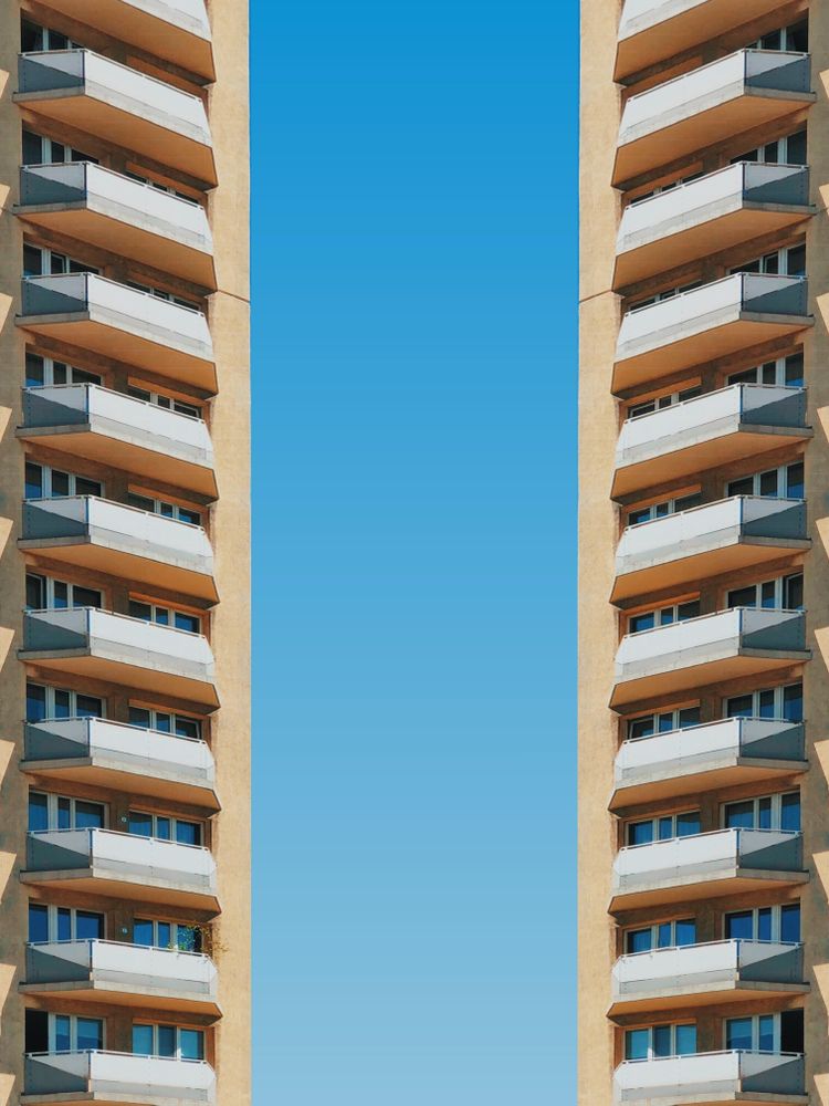 Symmetrical parallel high rise buildings