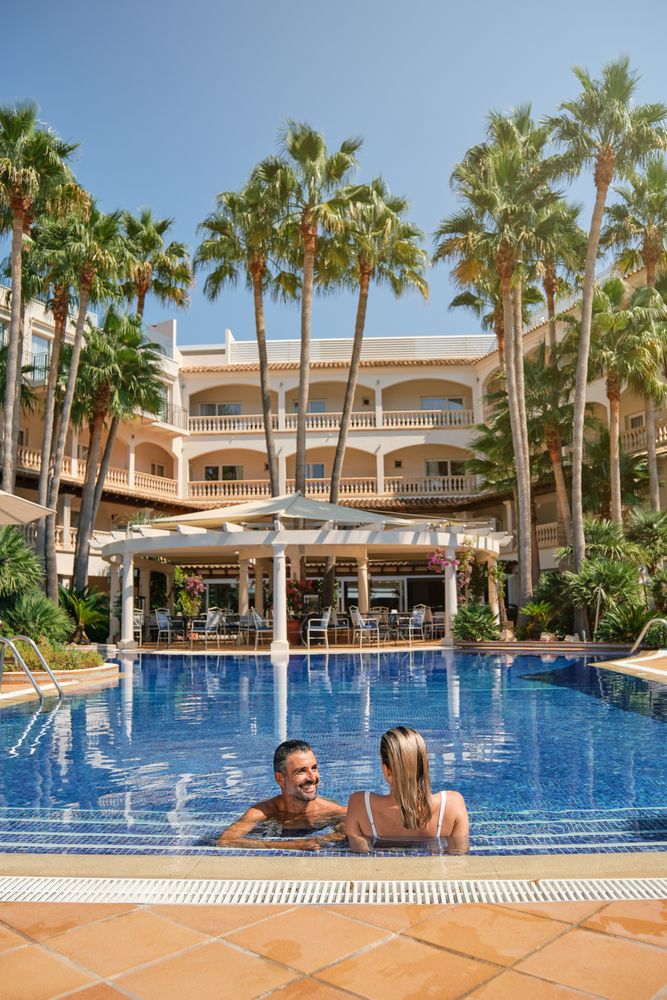 Loving couple in swimming pool