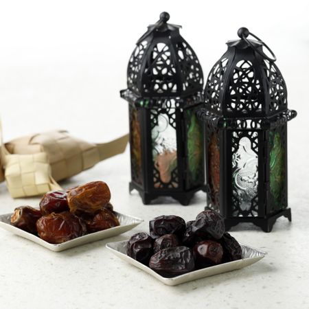 Ajwa and Sukkari Dates for Iftar Ramadan