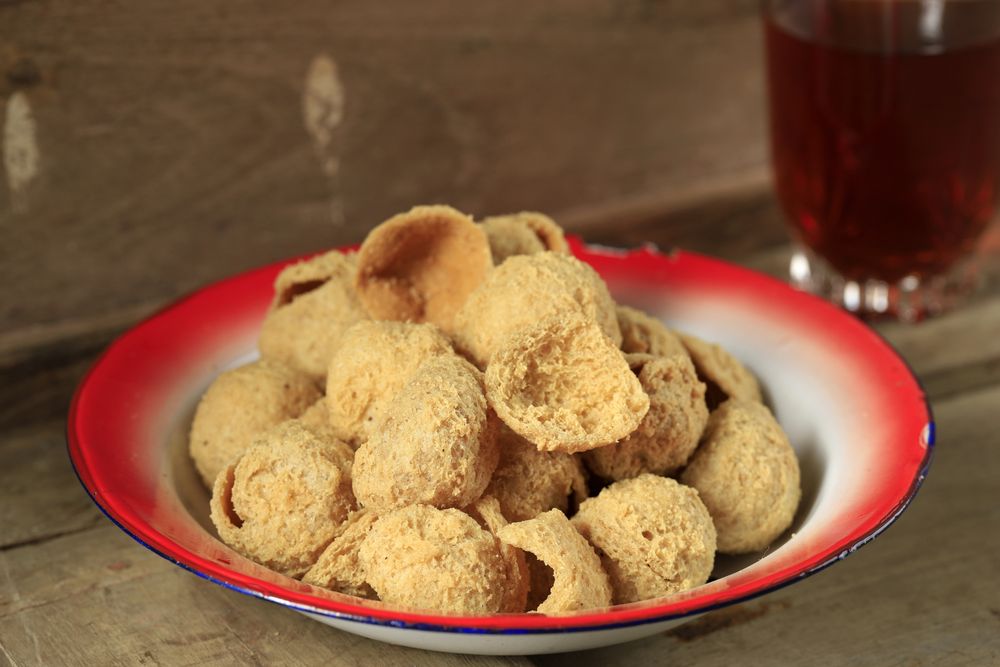 Close Up Tofu Skin Crispy Chips, Keripik Kulit Tahu.