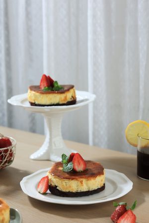 Basque Burnt Cheese Cake with Brownies Chocolate Cake