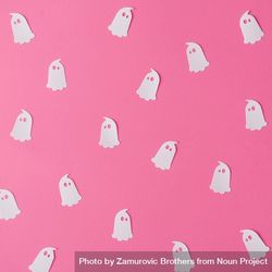 Pattern made of ghosts on pink background 0WEMp4
