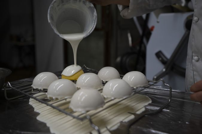 Process of cooking delicious mousse desserts