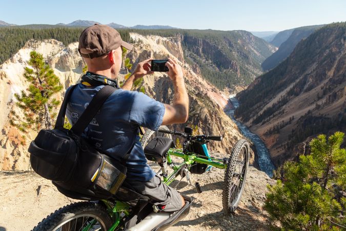 Photographing the Grand Canyon of the Yellowstone from an off-road wheelchair