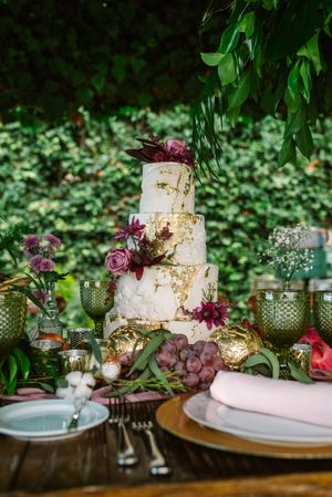 Setting wedding table with cake