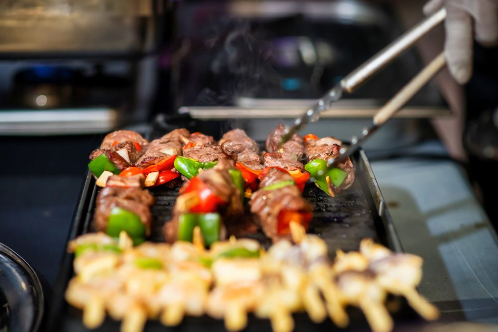 Asian food. Thai cuisine. Off-site food preparation.
