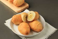 Plate of Indonesian banana dipped in flour snack