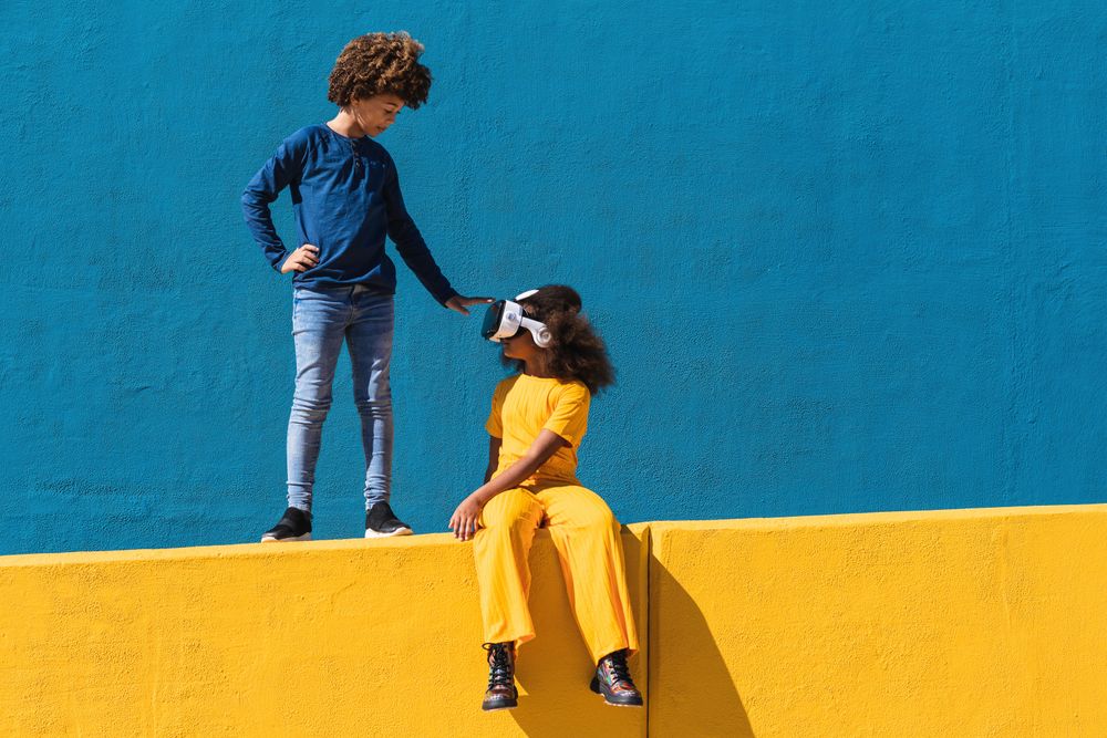 Teen kids experiencing virtual reality