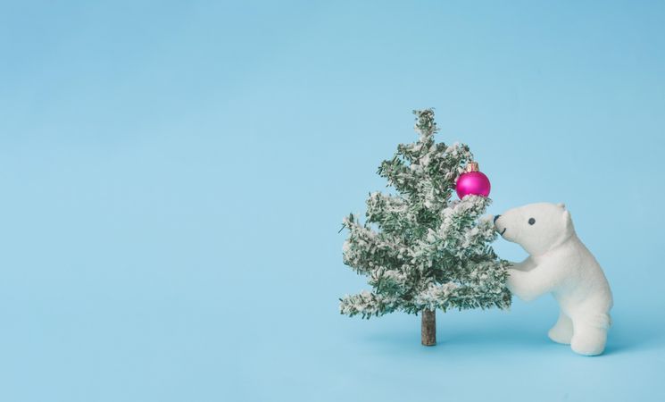 Polar bear toy with Christmas tree