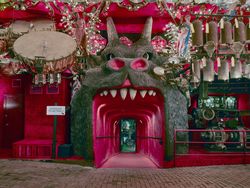 Beast’s open mouth is a surreal hallway at the House on the Rock,  Spring Green, Wisconsin 4OdYJb