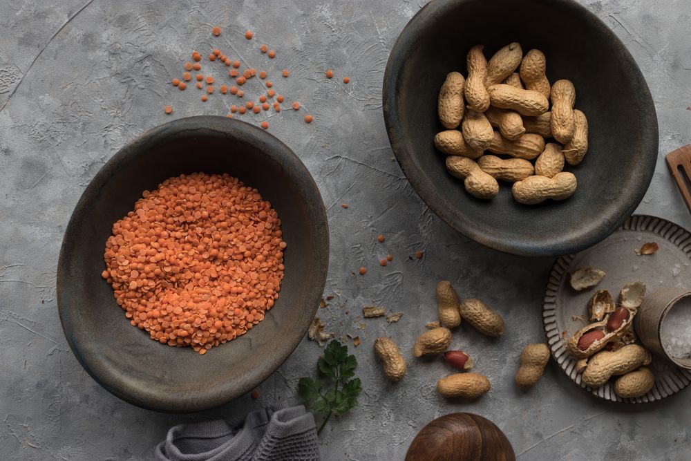 Bowls with lentil and peanuts