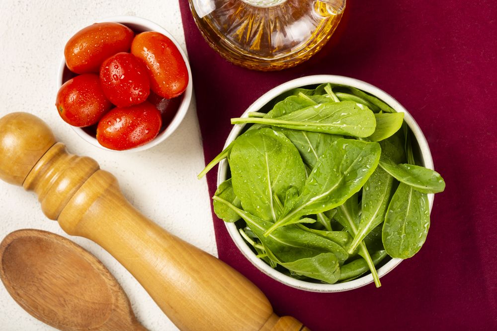 Arugula salad with tomatoes
