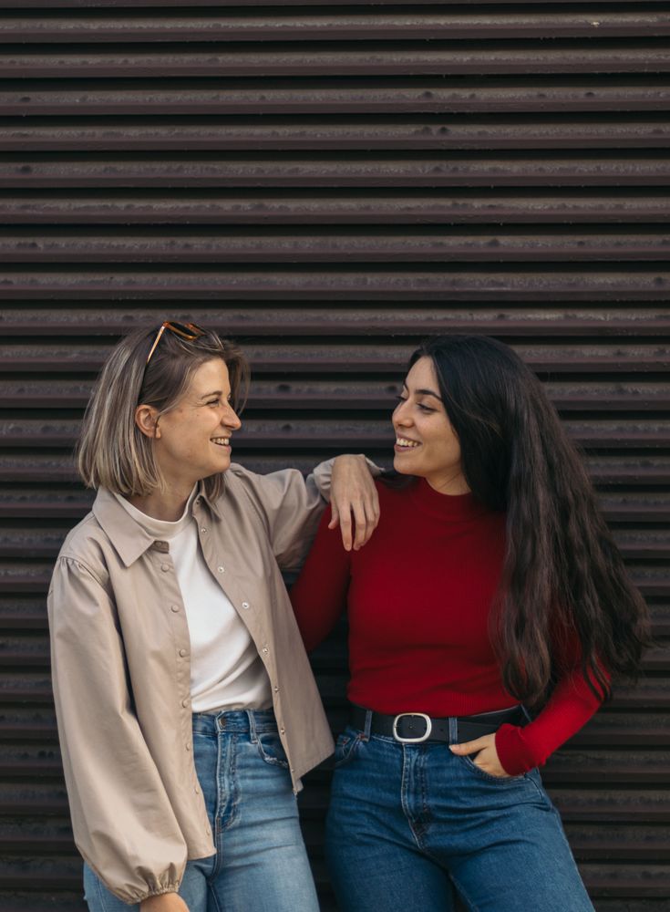 Two women portrait, blonde and brunette