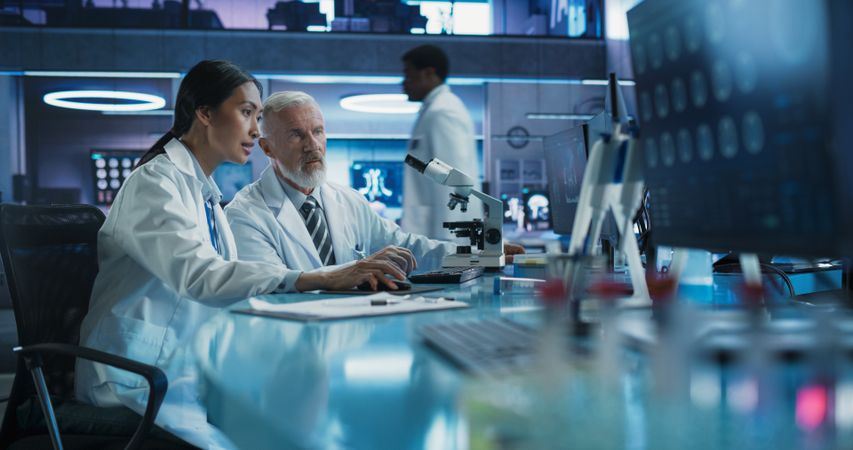 Specialists Developing Innovative Cancer Treatment.