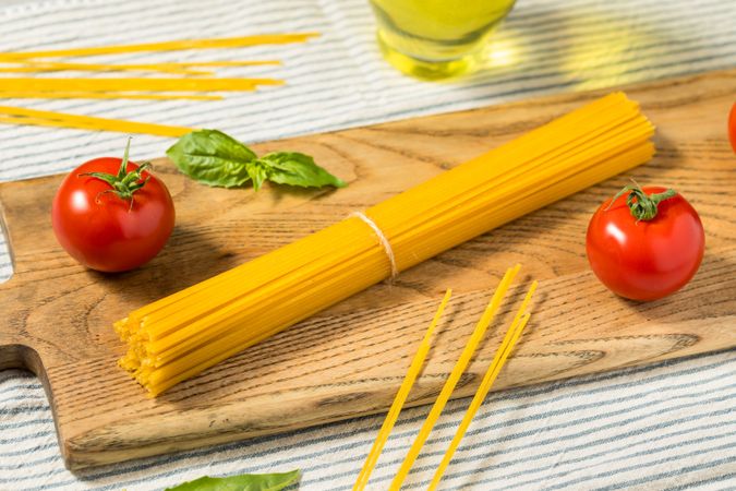Dry Raw Yellow Italian Spaghetti