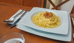 Spaghetti with worms dish