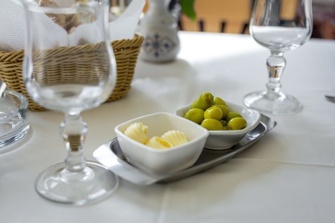 Restaurant table ready to eat
