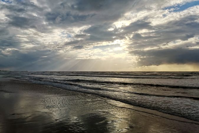 Seascape. Dramatic sunset