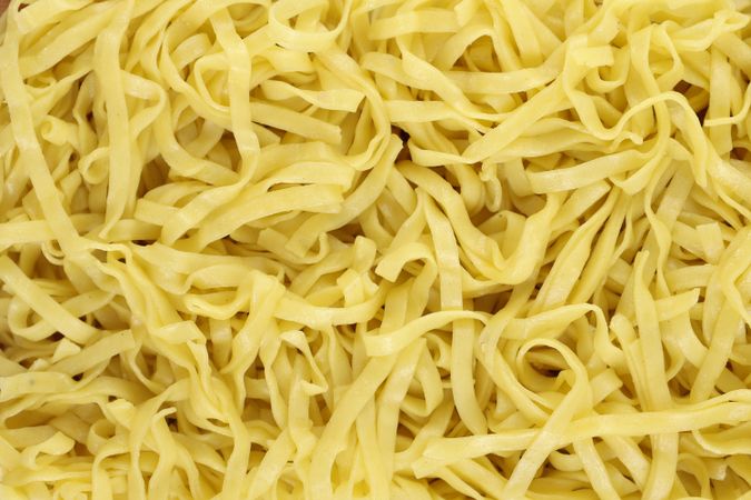 Boiled Yellow Thin Asian Noodle