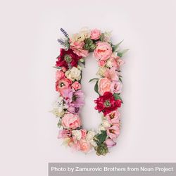 Letter O or number 0 made of real natural flowers and leaves 5QnmX4