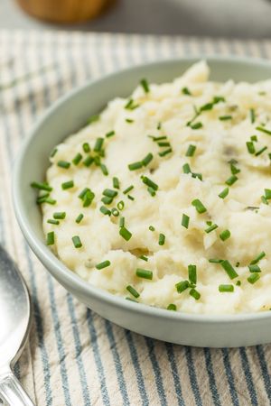 Homemade Chive and Garlic Mashed Potatoes