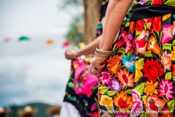 Two women wearing Chiapas dresses 4237qb
