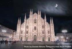 Milan Cathedral  at night 4N1D85