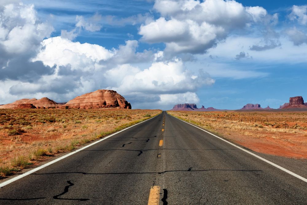 Open road to the Grand Canyon