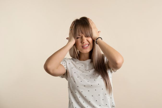 Woman with head hurts