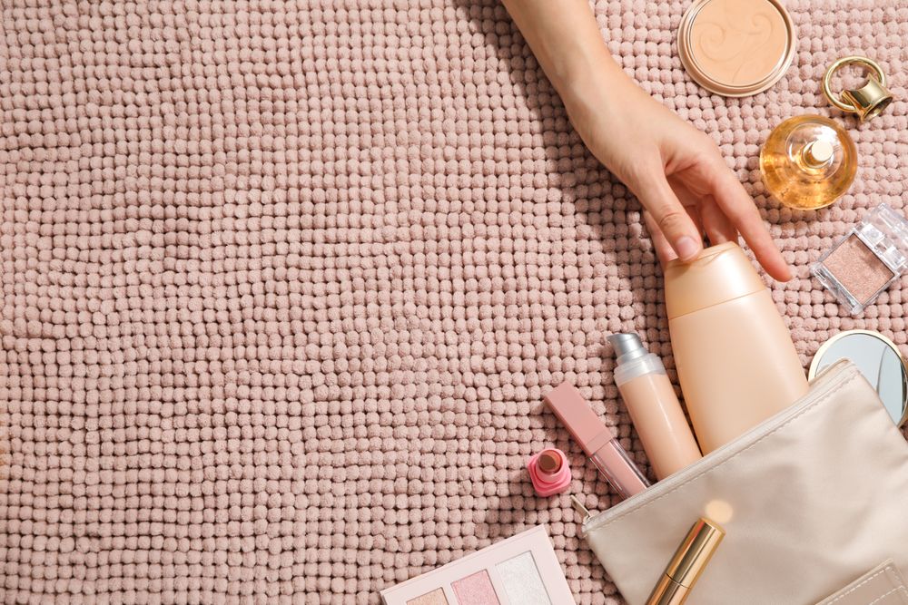 Bath accessories, toilet bag, space for text