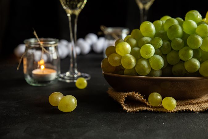 Glasses with wine and grapes