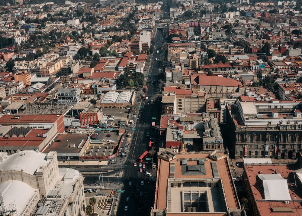 Looking down at roads and buildings in Mexico City