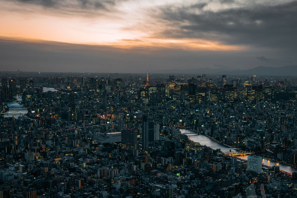 Cityscape of Manhattan at sunset