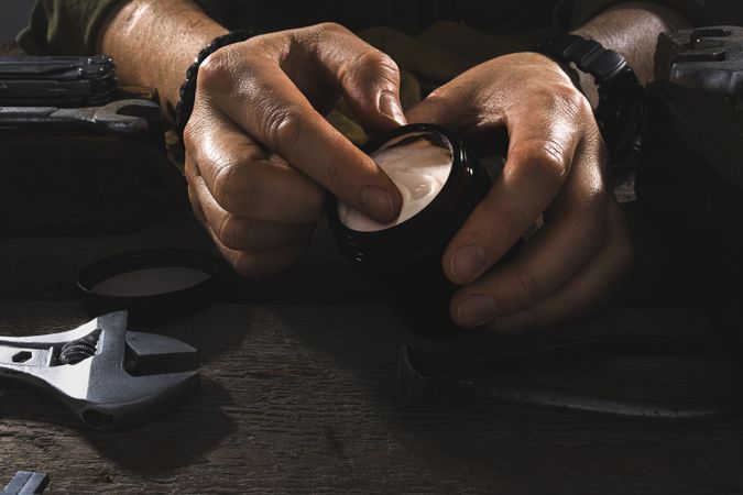 Men’s Hand Cream Application