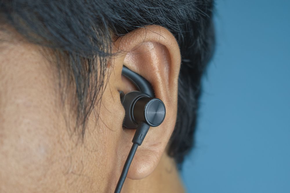earphone in ear