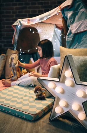 Star lamp craft made with cardboard and pin pong balls