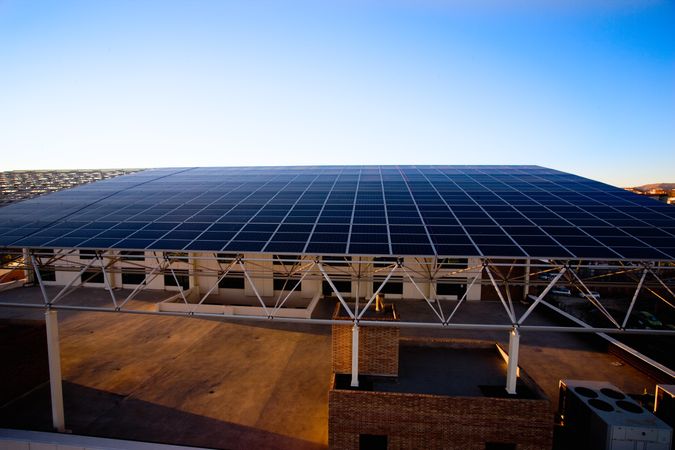 Building with roof made of solar panels