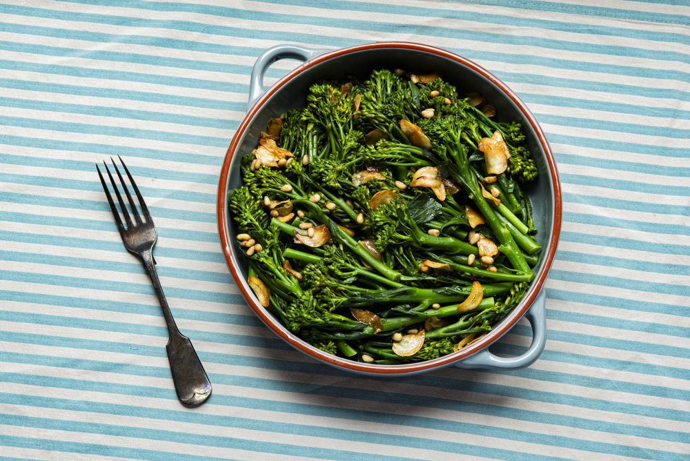 Broccoli with pine nuts and garlic