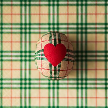 Easter egg in green tartan with heart