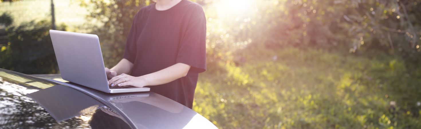 Outdoor Laptop Work in Sunlight
