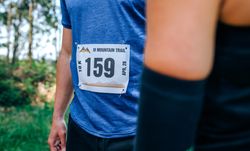 Couple of trail runners with their bibs placed