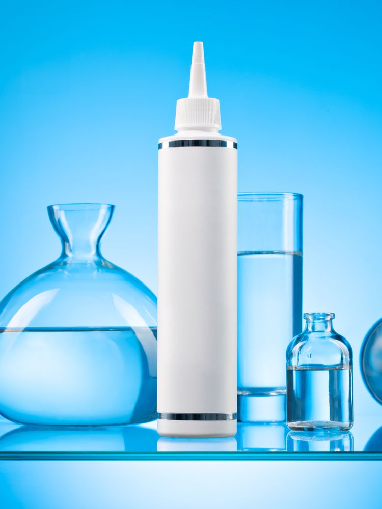 Cosmetic bottle with glass containers